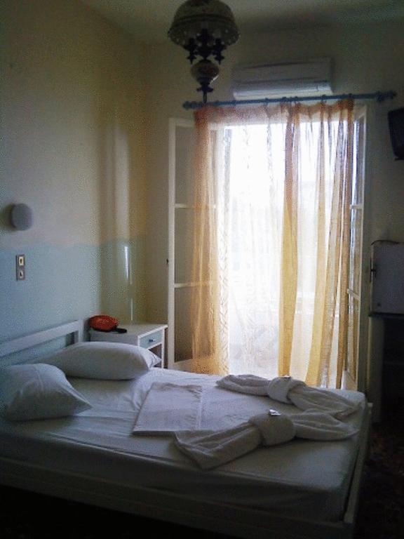 Afroditi Panormos  Szoba fotó